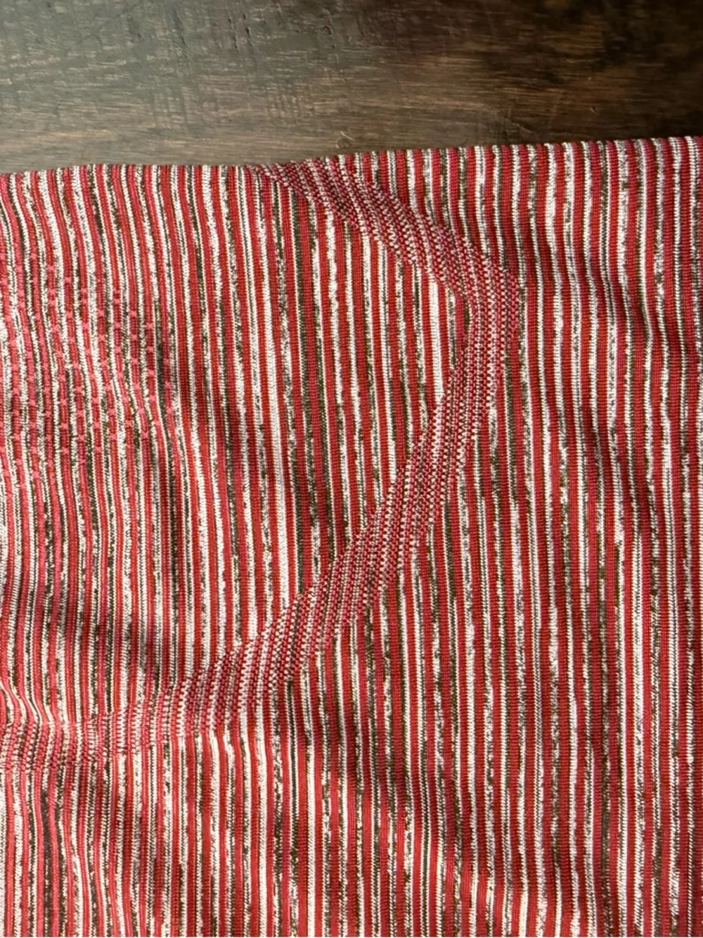 Lululemon Swiftly Tech Racerback Tank Top Pink and Red Gradient Size 4